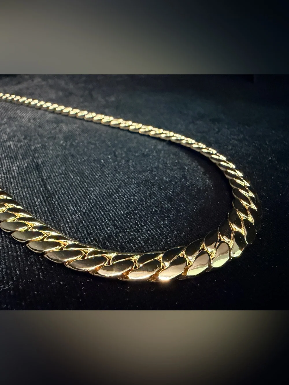Miami Cuban 20in 9MM 14K Gold filled necklace w/lobster clasp. Brand New.
